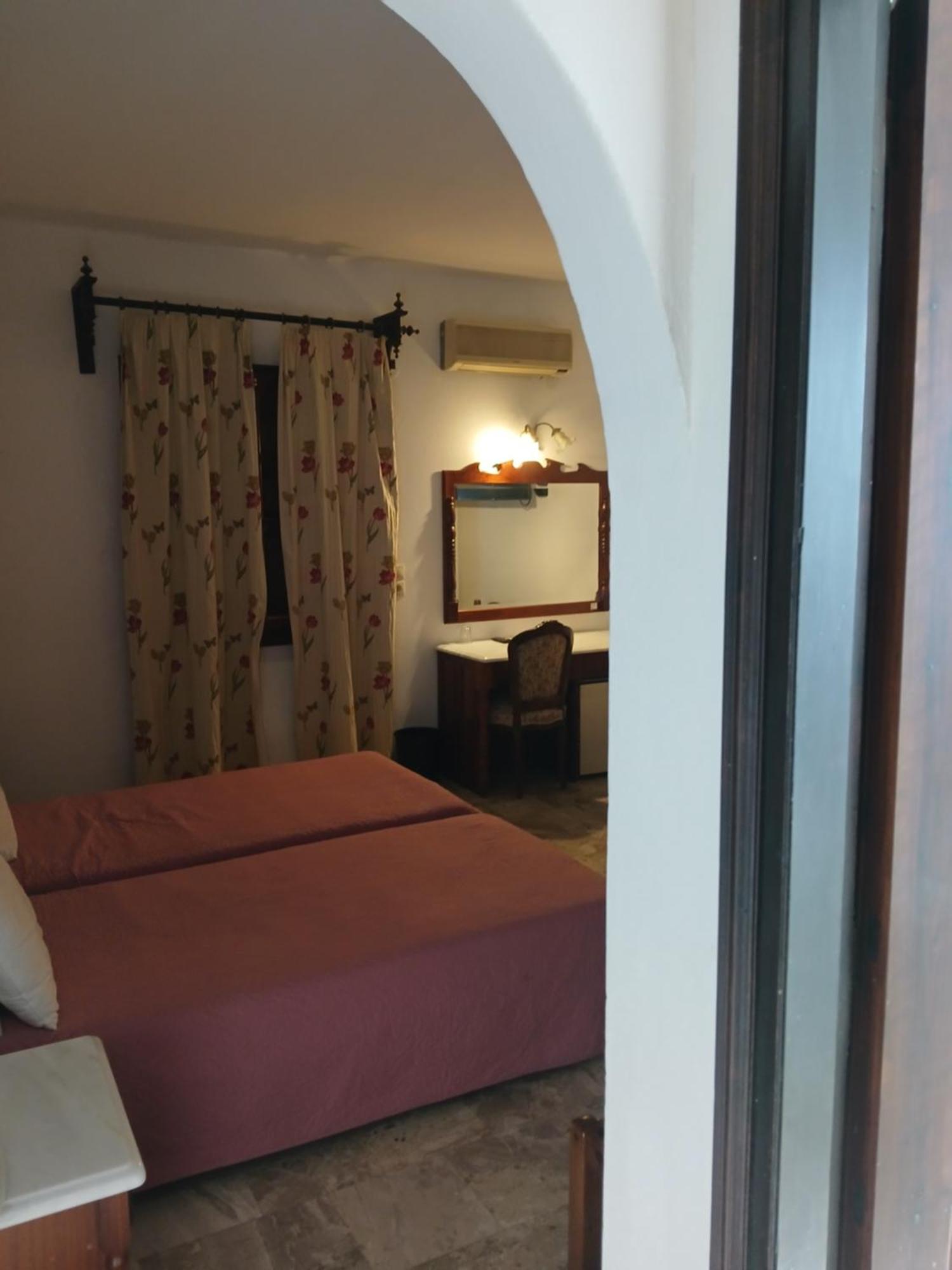 Hotel Villa Orsa Skiathos Exterior foto