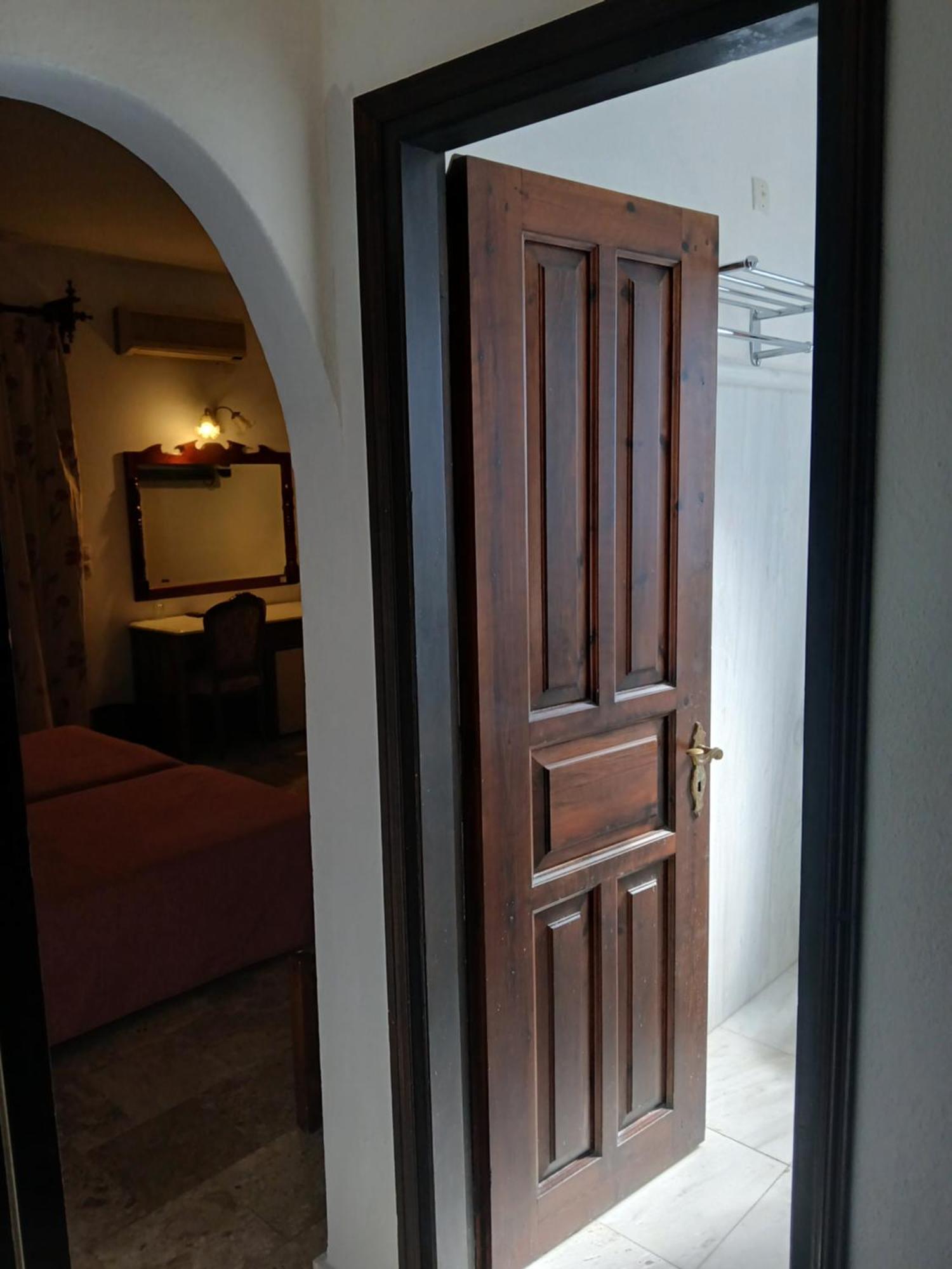 Hotel Villa Orsa Skiathos Exterior foto